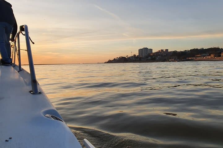 Crucero privado de un día en yate desde Oporto al valle del Duero imagen 1