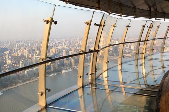 Excursión privada de día completo a los jardines, callejuelas y rascacielos de Shanghai imagen 4