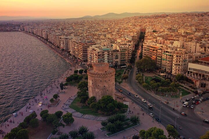 Expérience privée à Thessalonique de nuit image 2
