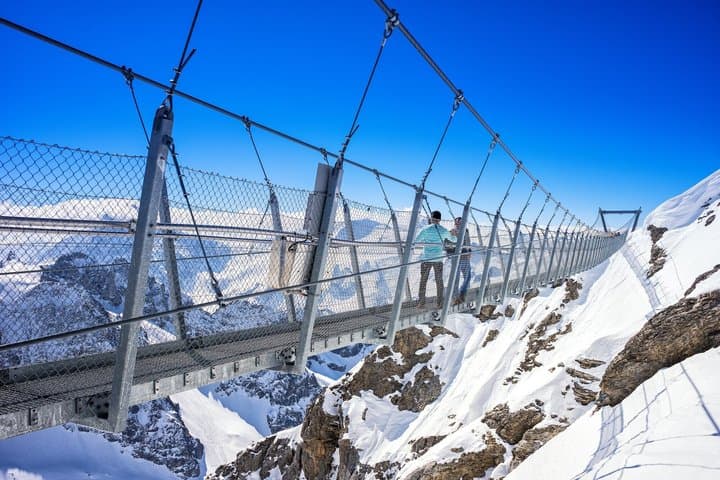 Tour privado al monte Titlis desde Zúrich imagen 3