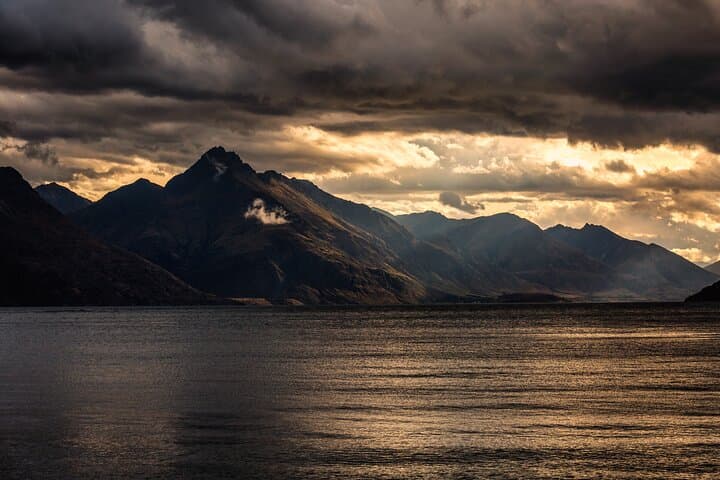 Visite privée nocturne de Queenstown et au bord du lac image 4