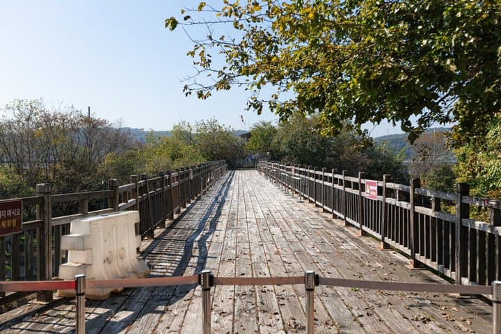 Excursión privada de un día a la DMZ de Seúl, tercer túnel y frontera con Corea del Norte desde Airbnb Stanza Mare Beachfront foto 2
