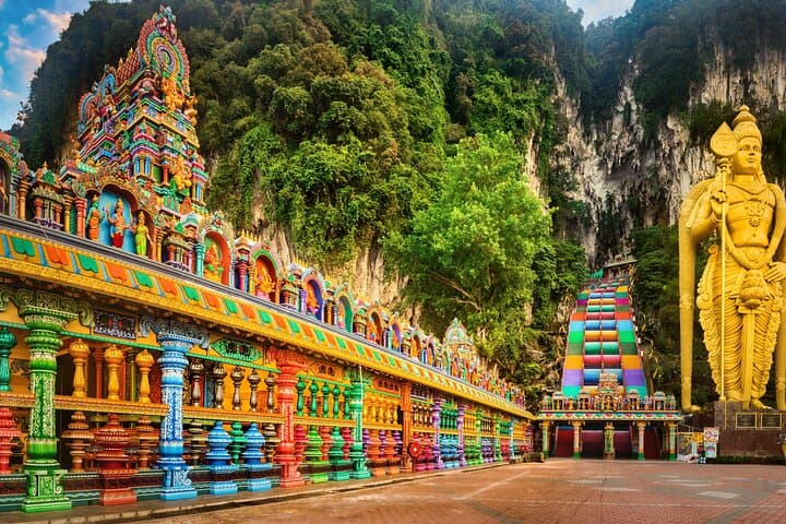 Visite privée des icônes de Kuala Lumpur et des grottes de Batu image 2