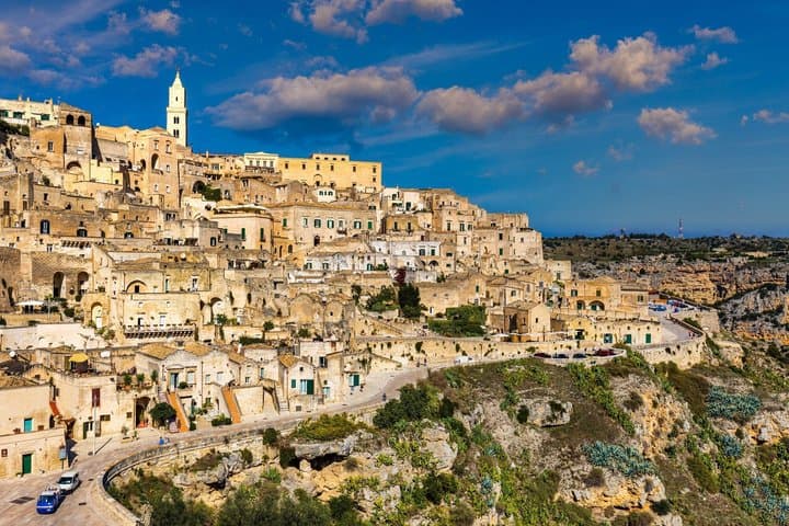 Tour privado de Matera desde Bari: distrito de Sassi y ciudad de las cuevas imagen 5