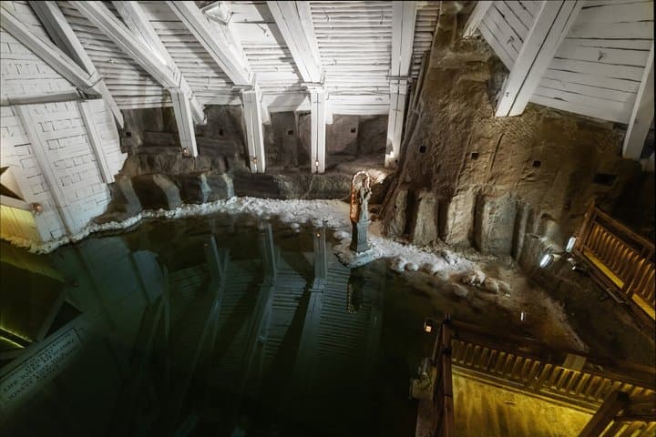 Excursión privada de medio día a la mina de sal de Wieliczka desde Cracovia imagen 6