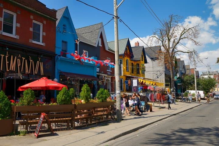 Tour cultural por los barrios privados de Toronto