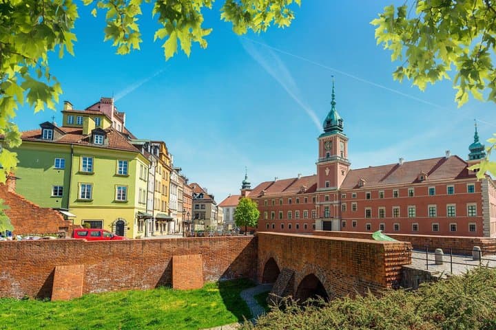 Private Warsaw City Tour: Old Town, Royal Route and Łazienki Park image 2