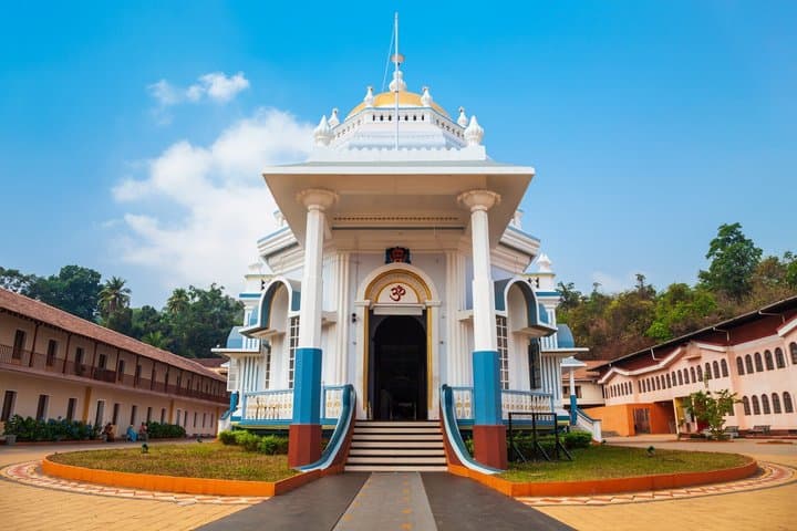 Passeio privado del sur de Goa, templos, mansiones y encanto costero imagen 3