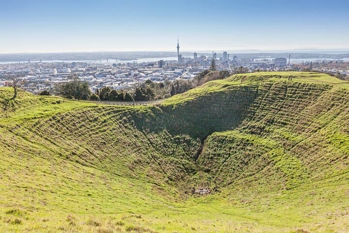 Auckland essentials: city views, volcanoes and waterfront charm image 6