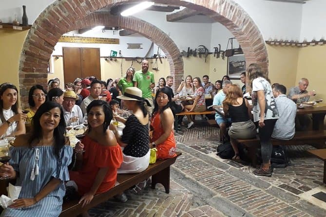 Val d'Orcia desde Florencia con almuerzo y catas imagen 2