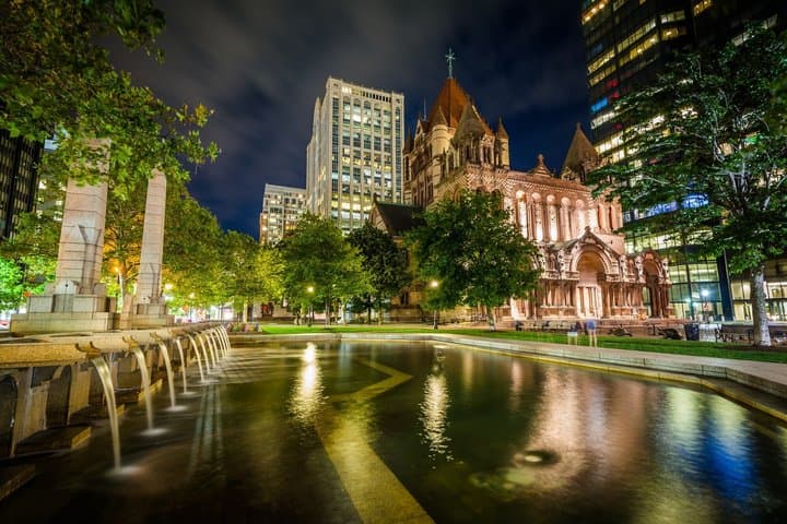 Visite privée de Boston de nuit avec vues sur l'horizon et monuments image 5