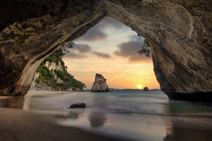 Points forts d'Auckland à Coromandel, visite privée de la plage et de la crique depuis Airbnb White Sands Residencial