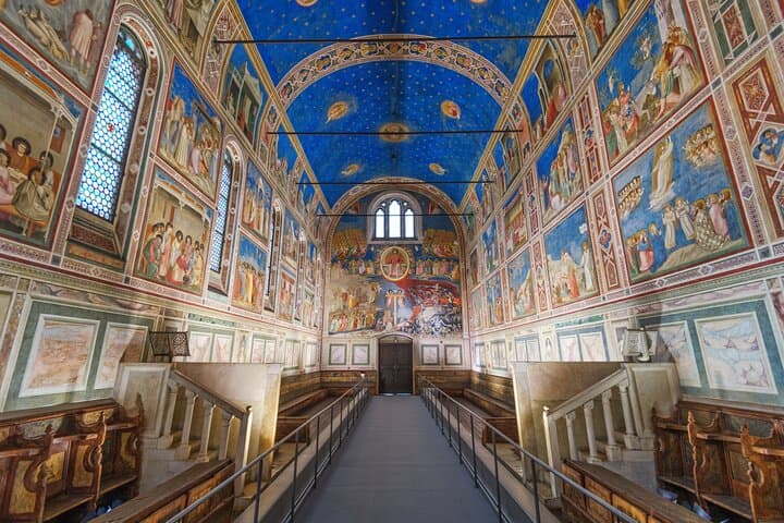 Excursión de un día a Venecia: los frescos, los canales y la grandeza de la basílica de Padua desde Airbnb Playa Turquesa Ocean Club foto 4