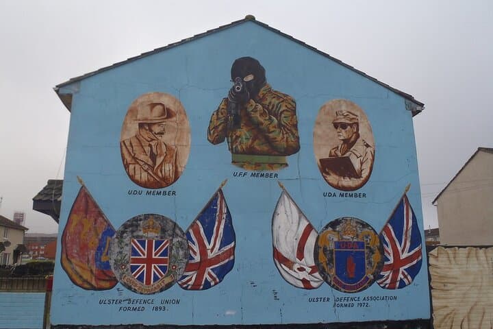 Private Belfast History Tour: Murals and Crumlin Jail image 6