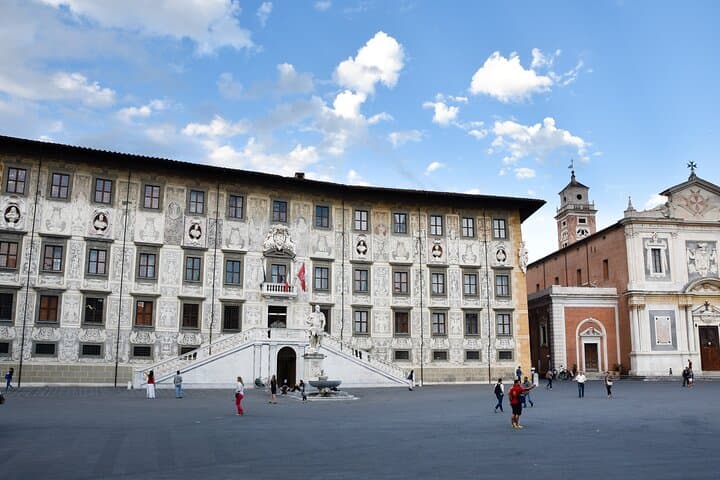 Florence to Pisa: Leaning Tower and Piazza Miracoli Private Tour image 3