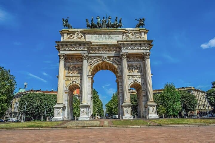 Discover Milan's Top Sights: 2 or 4-Hour Private Sightseeing Tour image 4