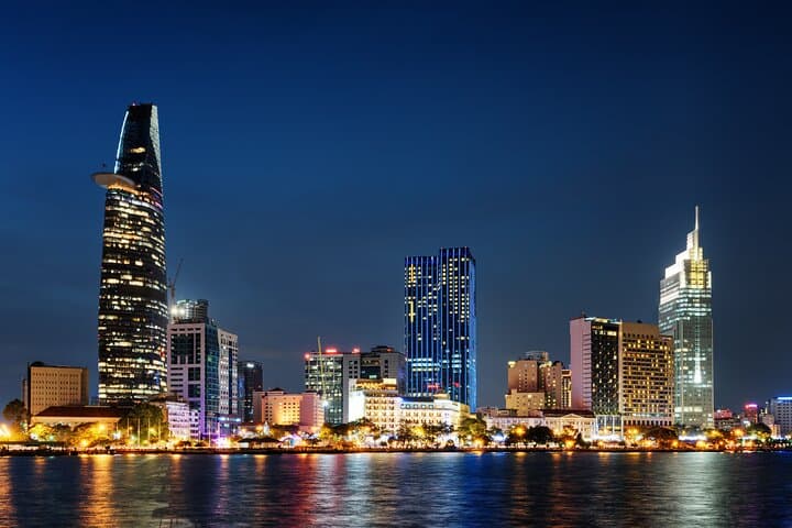 Visite privée des icônes nocturnes de Ho Chi Minh-Ville depuis Airbnb White Sands Residencial
