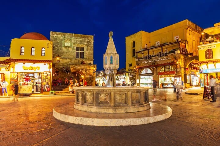 Visite privée des lumières nocturnes et du coucher du soleil à Rhodes image 5