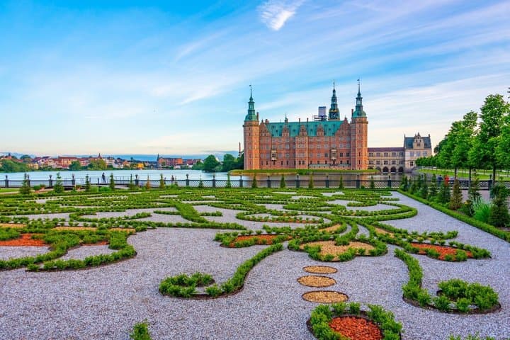 Tour privado por los castillos del norte de Zelanda Kronborg y Frederiksborg imagen 4