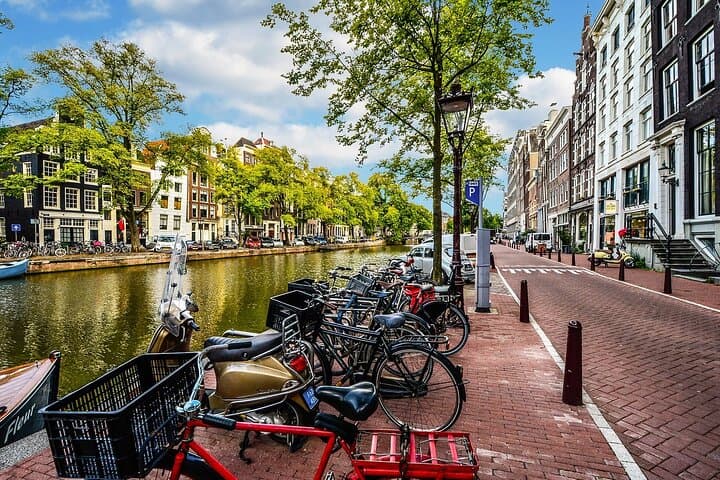 Visite culturelle privée de La Haye et de Rotterdam depuis Amsterdam image 2