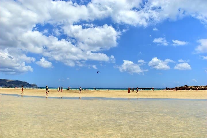 Excursion privée d'une journée à la plage d'Elafonissi depuis La Canée image 5
