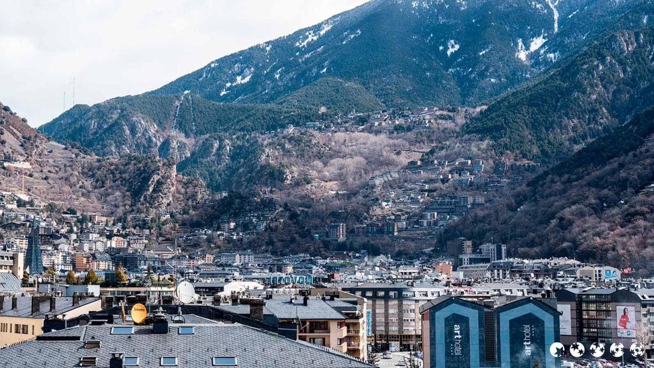 Trois pays en une journée : France, Andorre et Espagne image 4