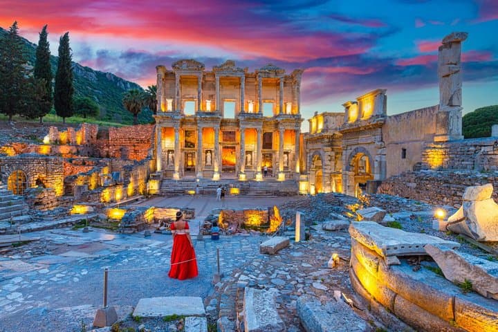 Tour privado a Éfeso desde Esmirna: ciudad antigua y pueblo de Şirince imagen 6