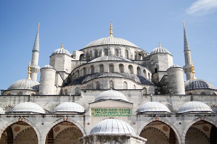 Private Stopover Sightseeing Experience in Istanbul image 3