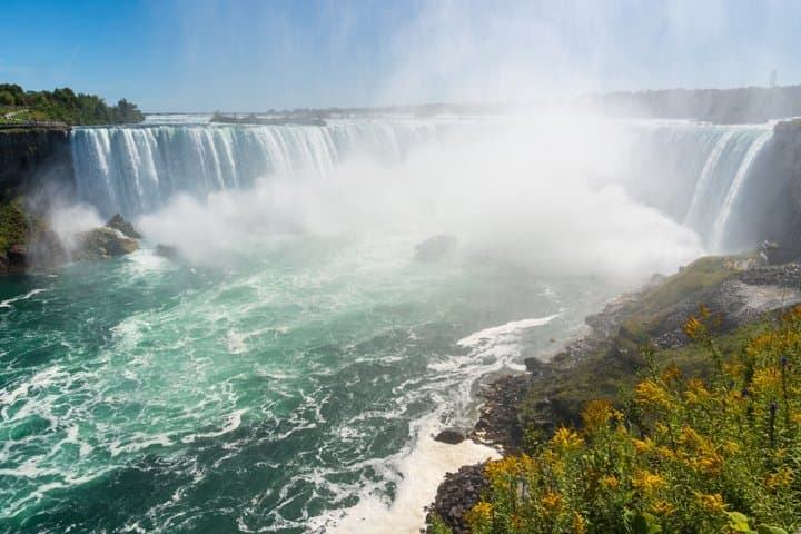 Excursión privada de un día a las cataratas del Niágara y el Niágara en el lago desde Toronto