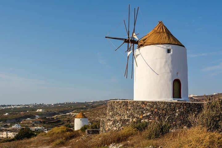 Santorini Wine and Sunset Experience in Oia - A Taste of Paradise image 6