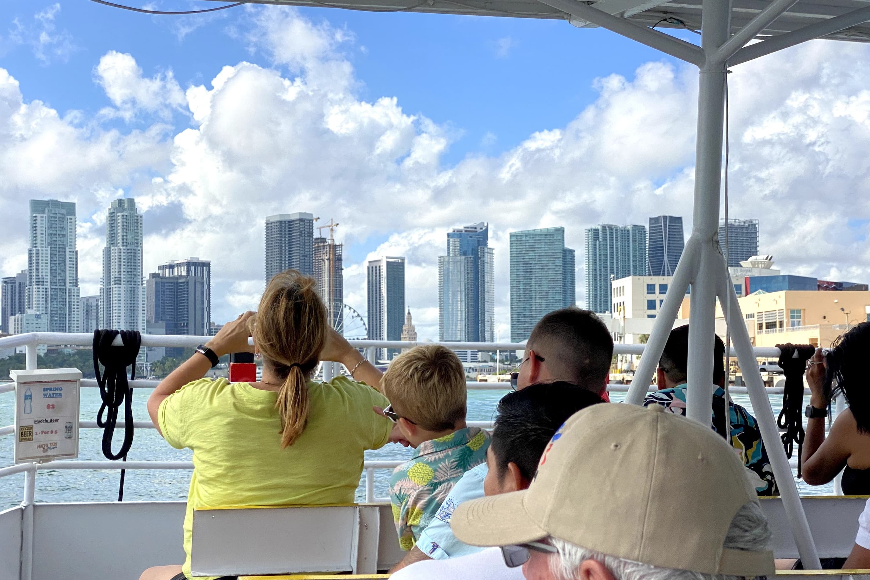 Paseo en Water Taxi por las mansiones y el skyline de Miami imagen 5