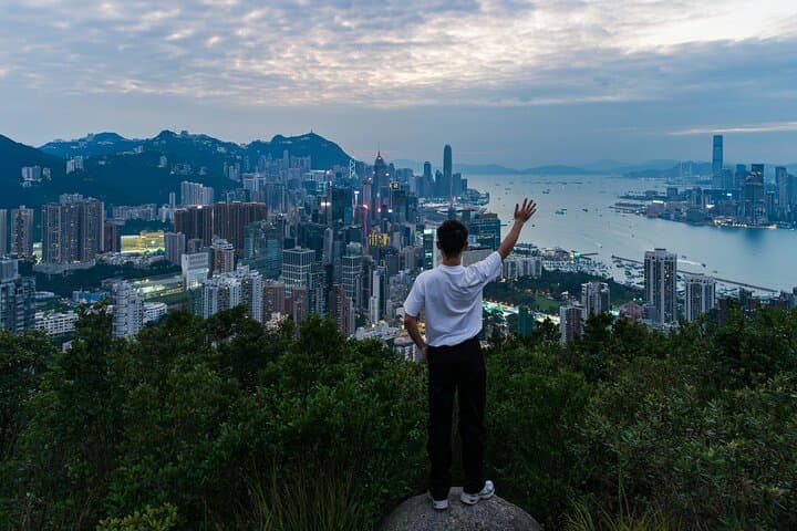 Visite privée de Hong Kong de nuit image 5