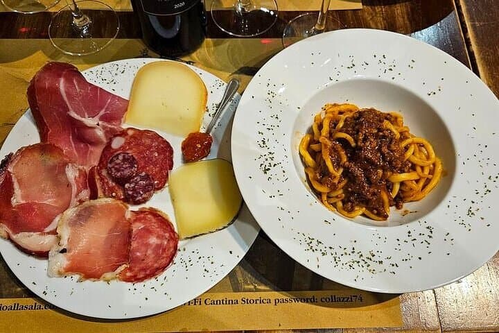 La Toscane depuis Rome : Montepulciano, vins et déjeuner image 2