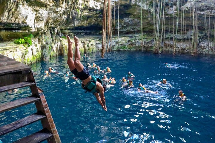 Ek Balam, cenote Oxman y Valladolid con almuerzo regional imagen 6