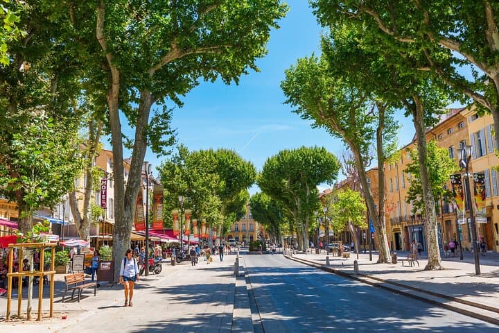 Tour privado combinado de Aix en-Provence y Cassis imagen 3