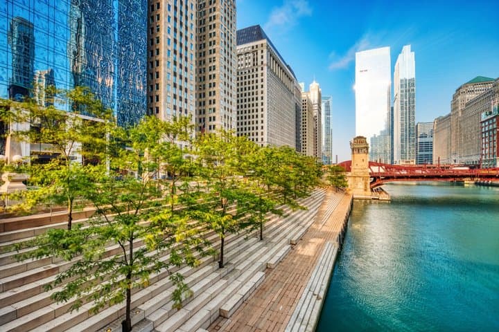 Excursion privée d'une journée sur les toits de Chicago, au bord du lac et au Millennium Park image 6