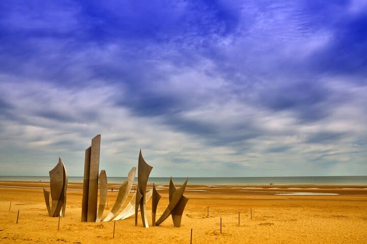 Private Tour to Normandy D-Day Beaches and Memorials from Paris