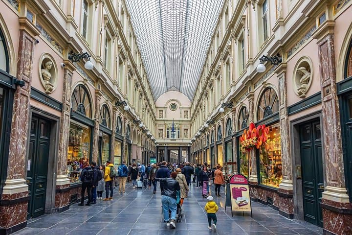 Private sightseeing tour in Brussels image 4