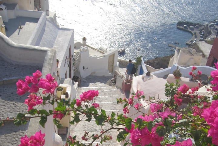 Visite privée de 2 heures à Santorin image 3
