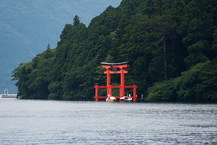 Private Hakone Day Trip from Tokyo Scenic and Mystical Experience image 3