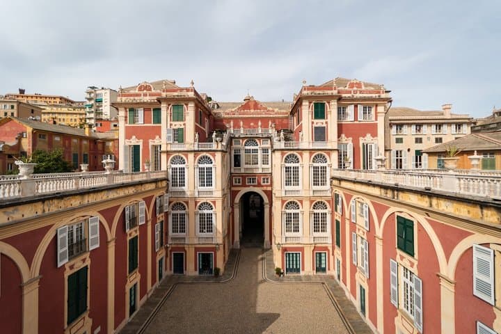 Tour privado de Génova, puerto del casco antiguo y vistas panorámicas desde Airbnb Playa Turquesa Ocean Club foto 2