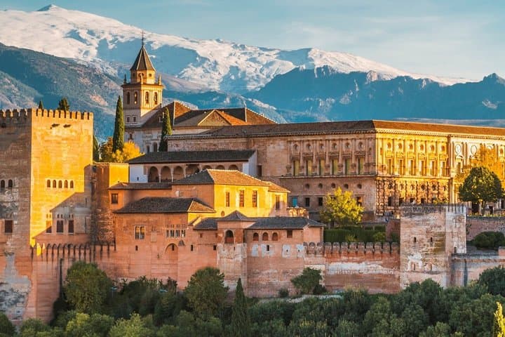 Explore Placeta Carvajales with private car tour of Granada from Airbnb Playa Turquesa Ocean Club photo 4
