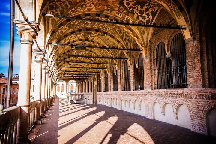 Excursión de un día a Venecia: los frescos, los canales y la grandeza de la basílica de Padua desde Airbnb Playa Turquesa Ocean Club foto 3