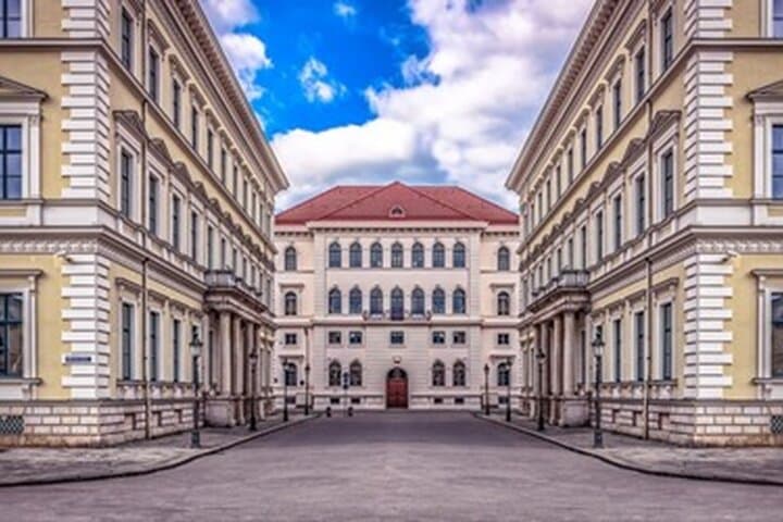Private Half-Day Tour of Munich's Top Sights and Hidden Gems image 2