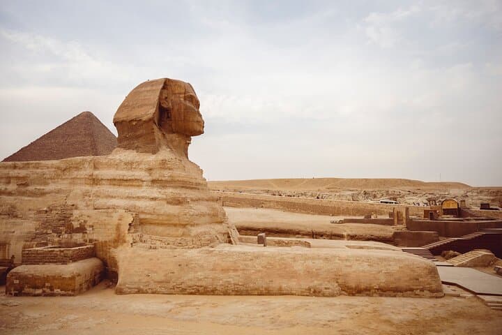 Voyage dans le temps Une visite historique privée au départ du Caire image 1