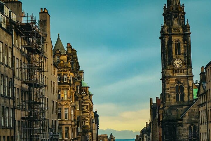 Tour privado de Edimburgo al anochecer imagen 5