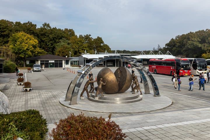 Excursión privada de un día a la DMZ de Seúl, tercer túnel y frontera con Corea del Norte desde Airbnb Stanza Mare Beachfront foto 4