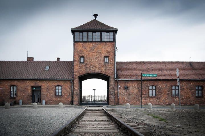 Cracovie à Auschwitz-Birkenau: expérience aller-retour privée image 2