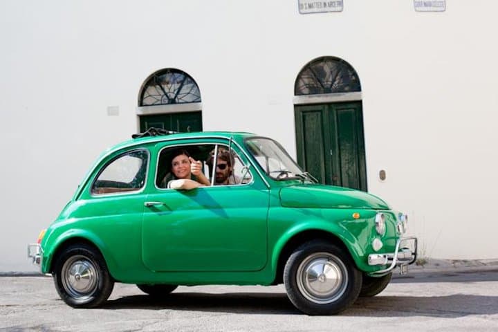 Le Chianti en Fiat 500 de collection avec chauffeur et dégustations image 5