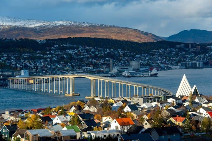 Tour privado por lo más destacado de la ciudad de Tromsø imagen 6